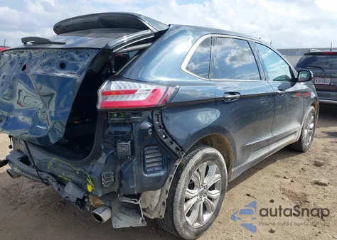 2023 Ford Edge Titanium z USA, uszkodzony, nr VIN 2FMPK4K94PBA27654